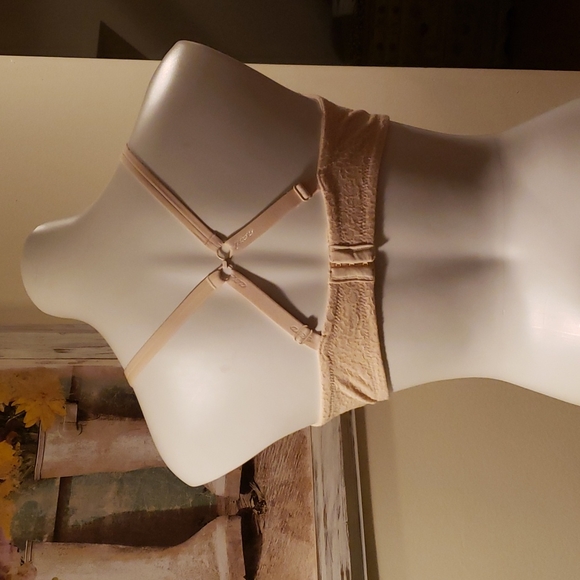 Aerie Bra - Picture 6 of 8